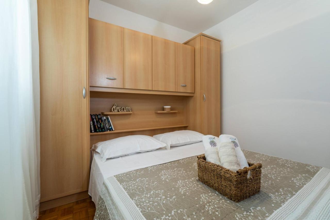 Sunny House Appartement Korčula Buitenkant foto